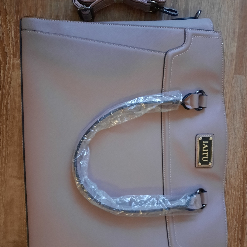 Notebook bag! New, really big inside & beautiful